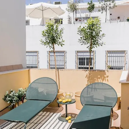 Pasaje Zamora Apartamentos Seville Exterior photo